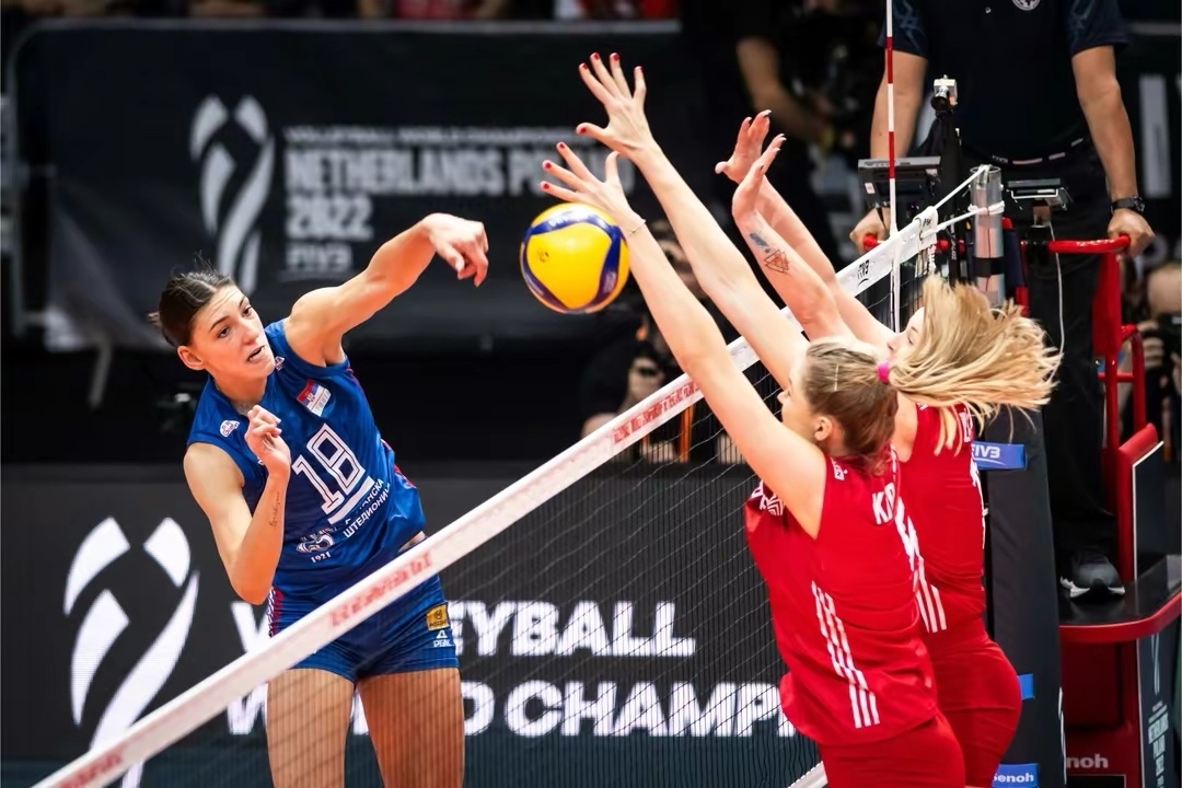 关于法国网球队险胜欧洲网球队，穆雷完成帽子戏法的信息