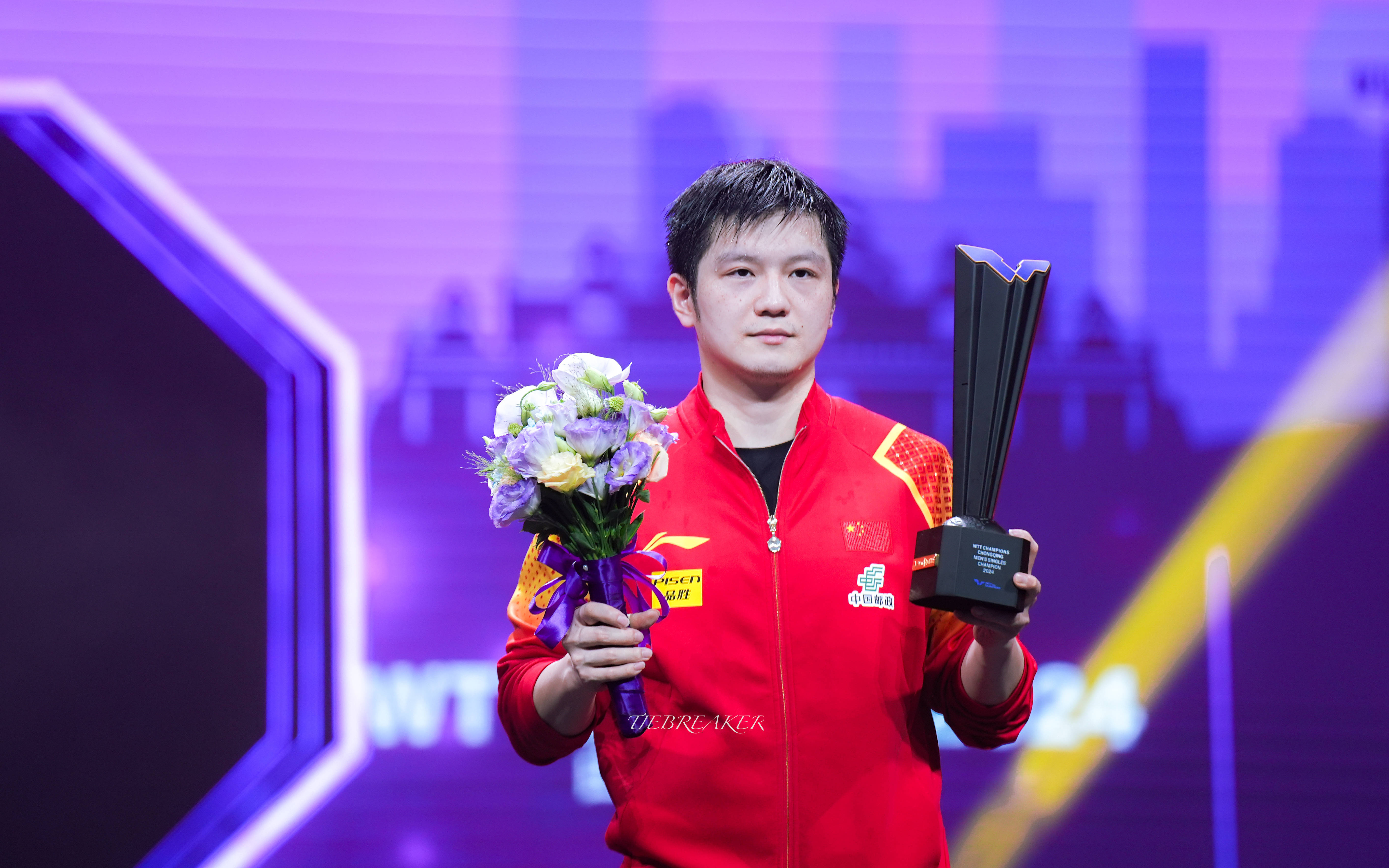 包含波兰乒乓球队险胜瑞典乒乓球队，樊振东关键制胜的词条