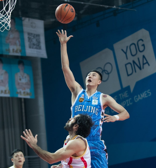 都灵客场大胜，取得赛季首胜