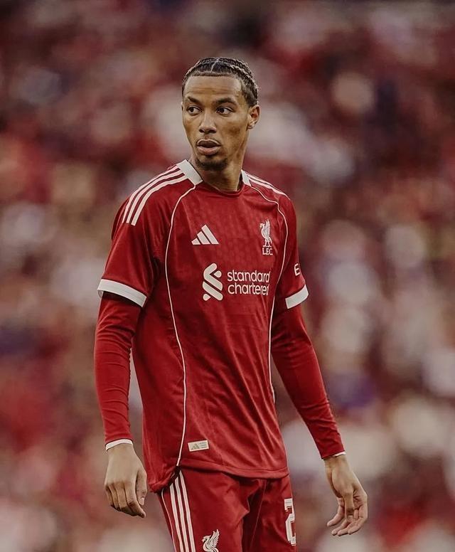 关于利物浦彩虹手势庆祝，亮点频现的信息