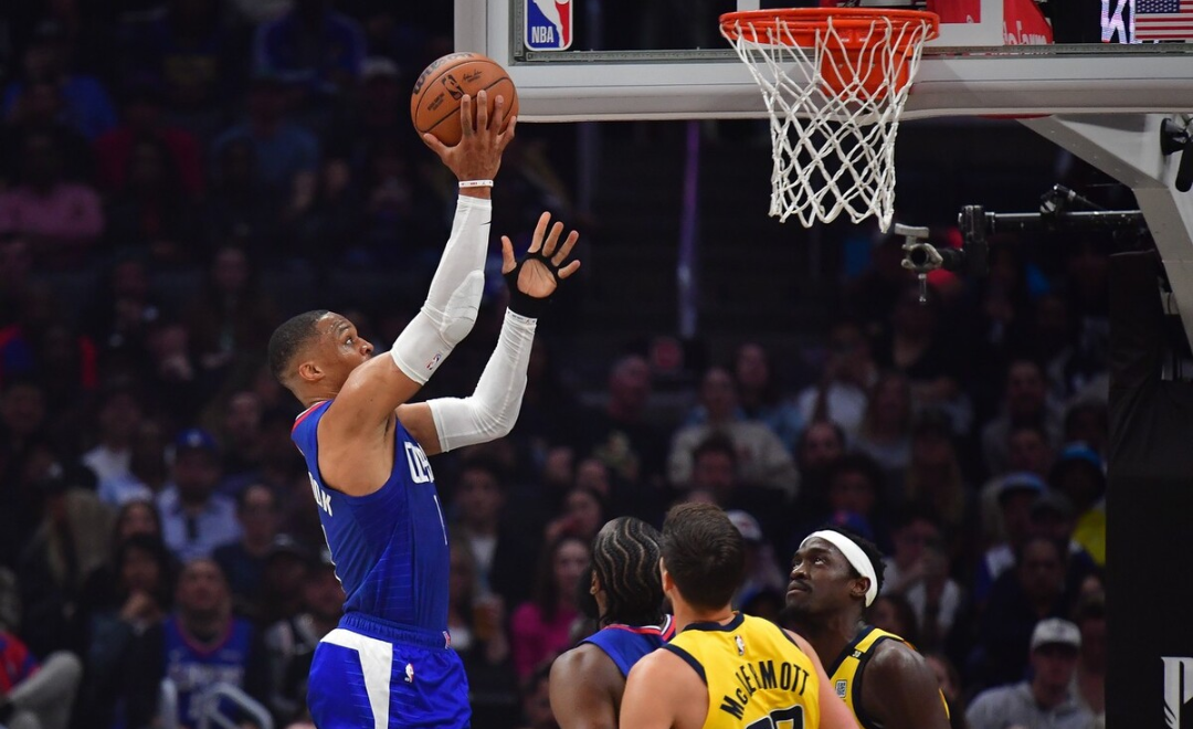 快船战胜步行者，取得两连胜