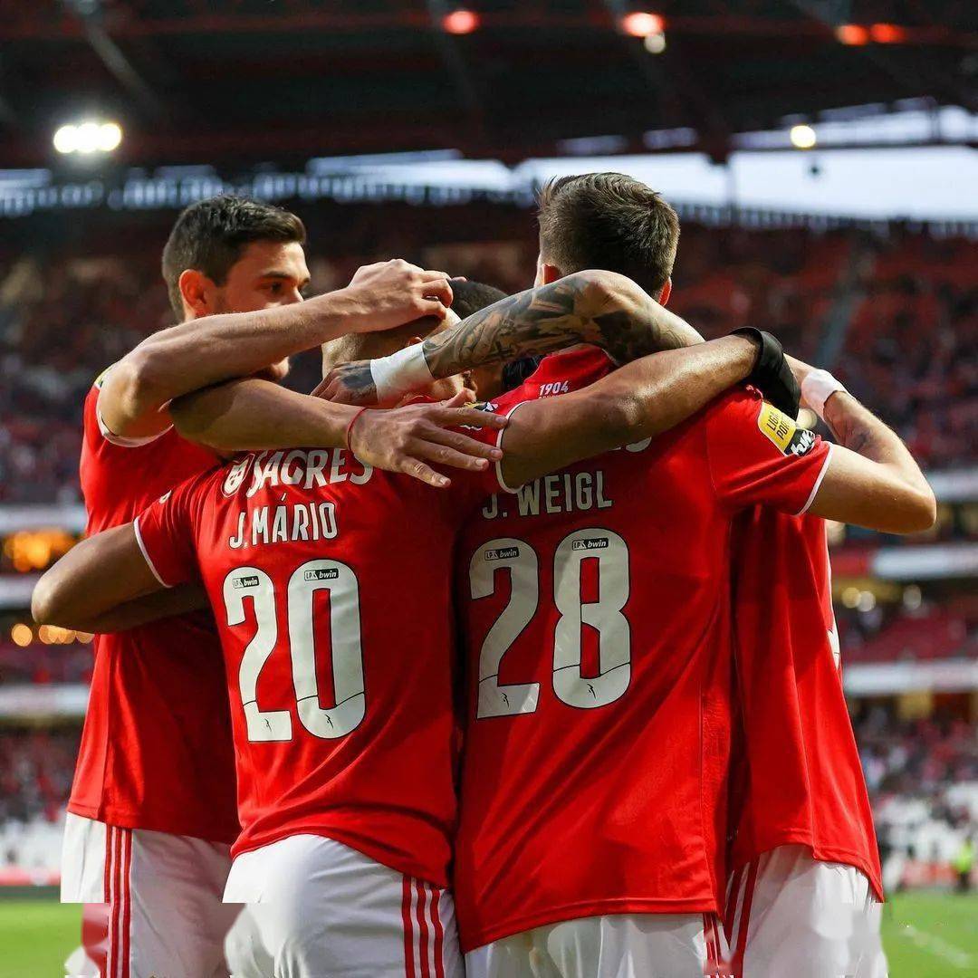 波尔图客场小胜，依靠团队合作取得胜利的简单介绍