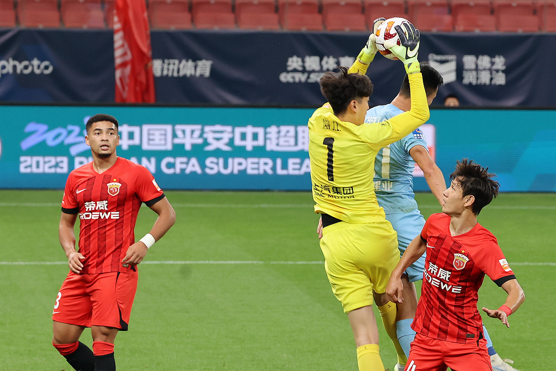 包含北京继续领跑积分榜，力压江苏的词条