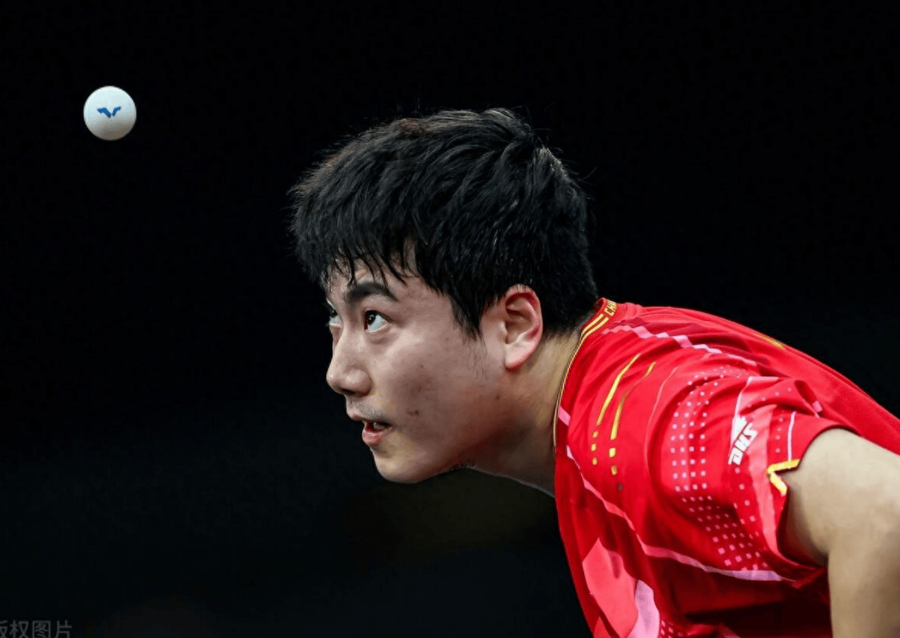 摩洛哥选手在射击比赛中勇夺桂冠