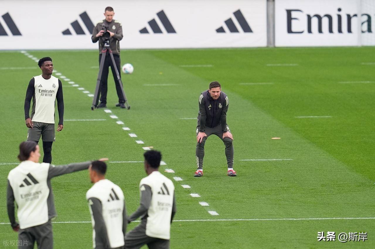 瓦伦西亚主场击败对手，豪取三分