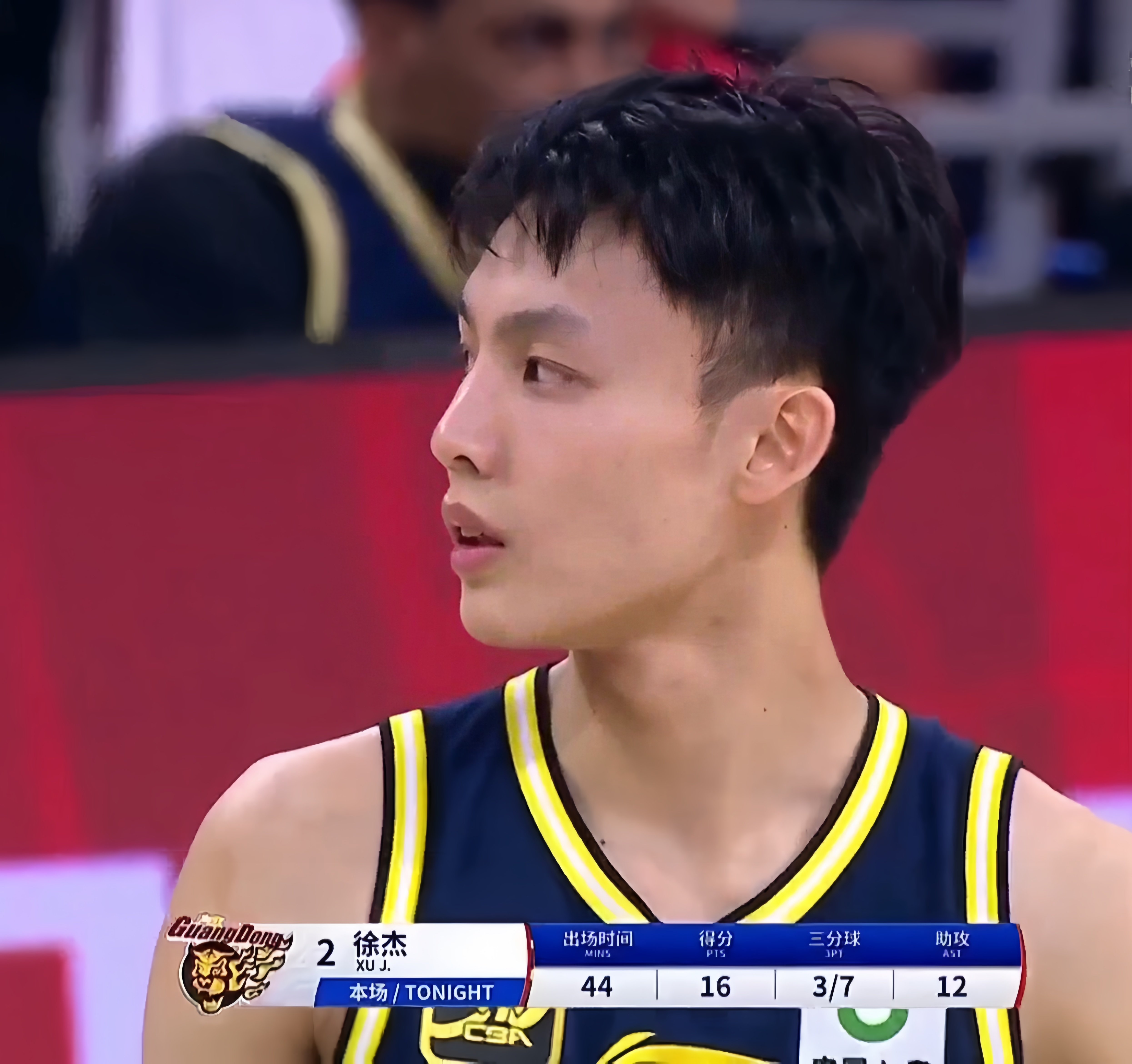 精心准备！球队在主场赢得了关键比赛