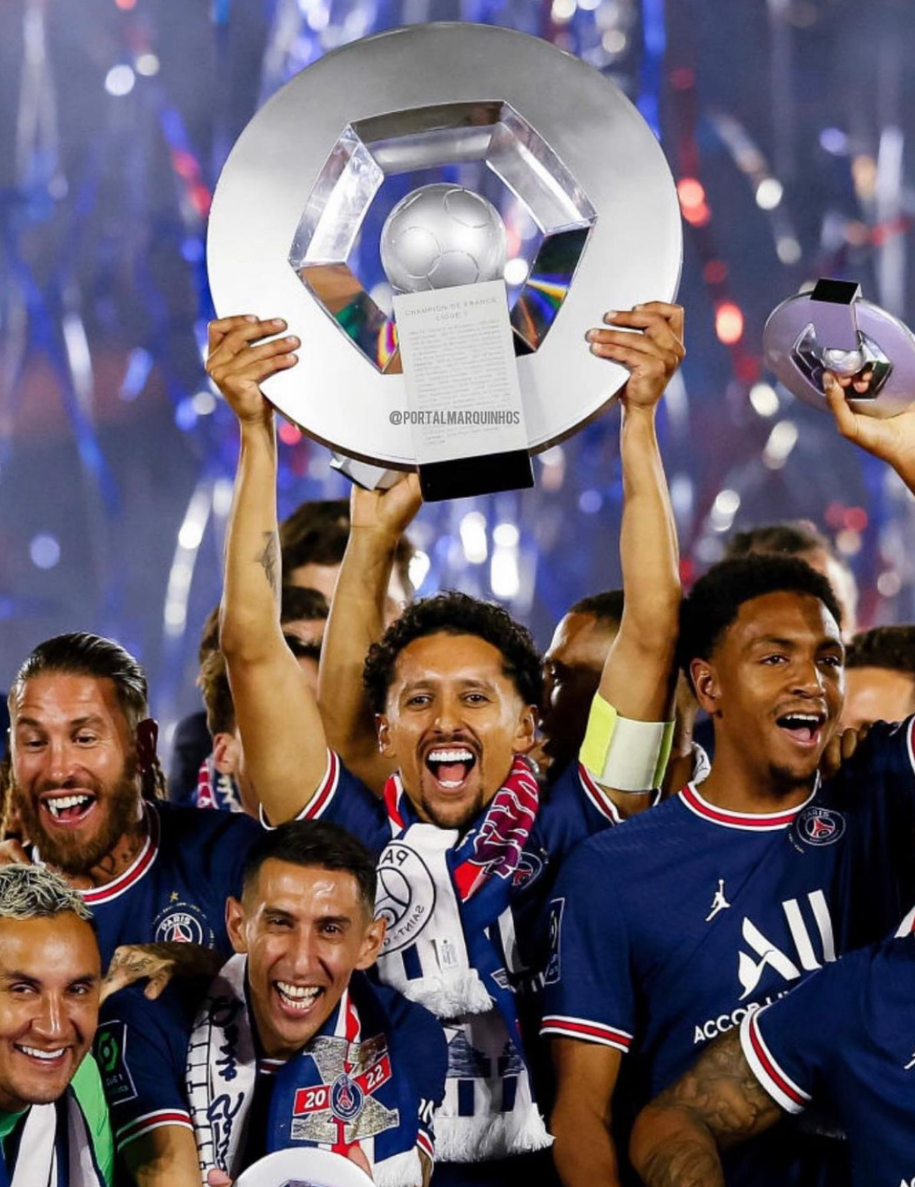 阿贾克斯在欧冠比赛中实现五连胜