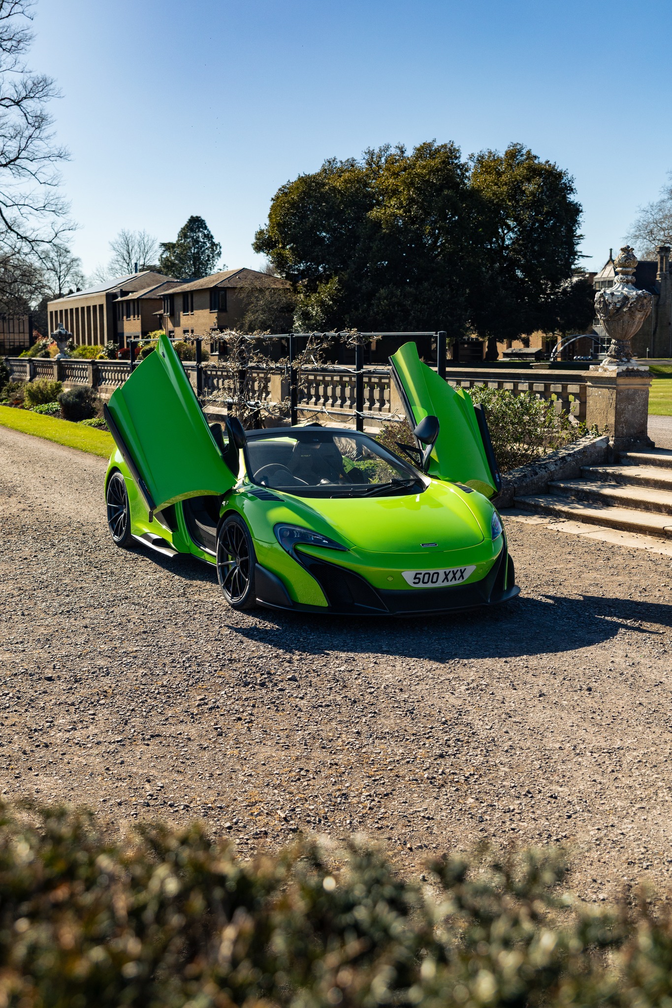 法拉利翻盘迈凯伦，塞恩斯统治全场的简单介绍