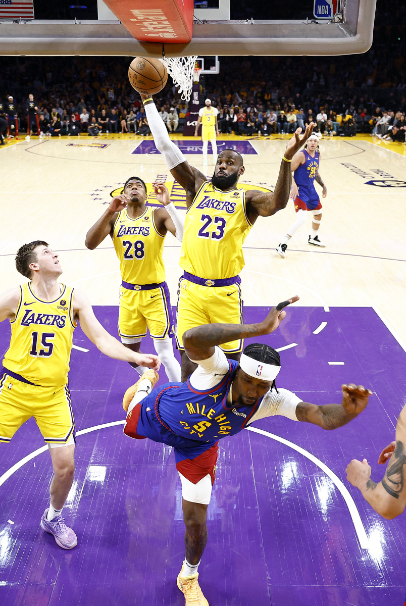 湖人B队强势热火,福克斯制霸全场 湖人B队强势热火,福克斯制霸全场