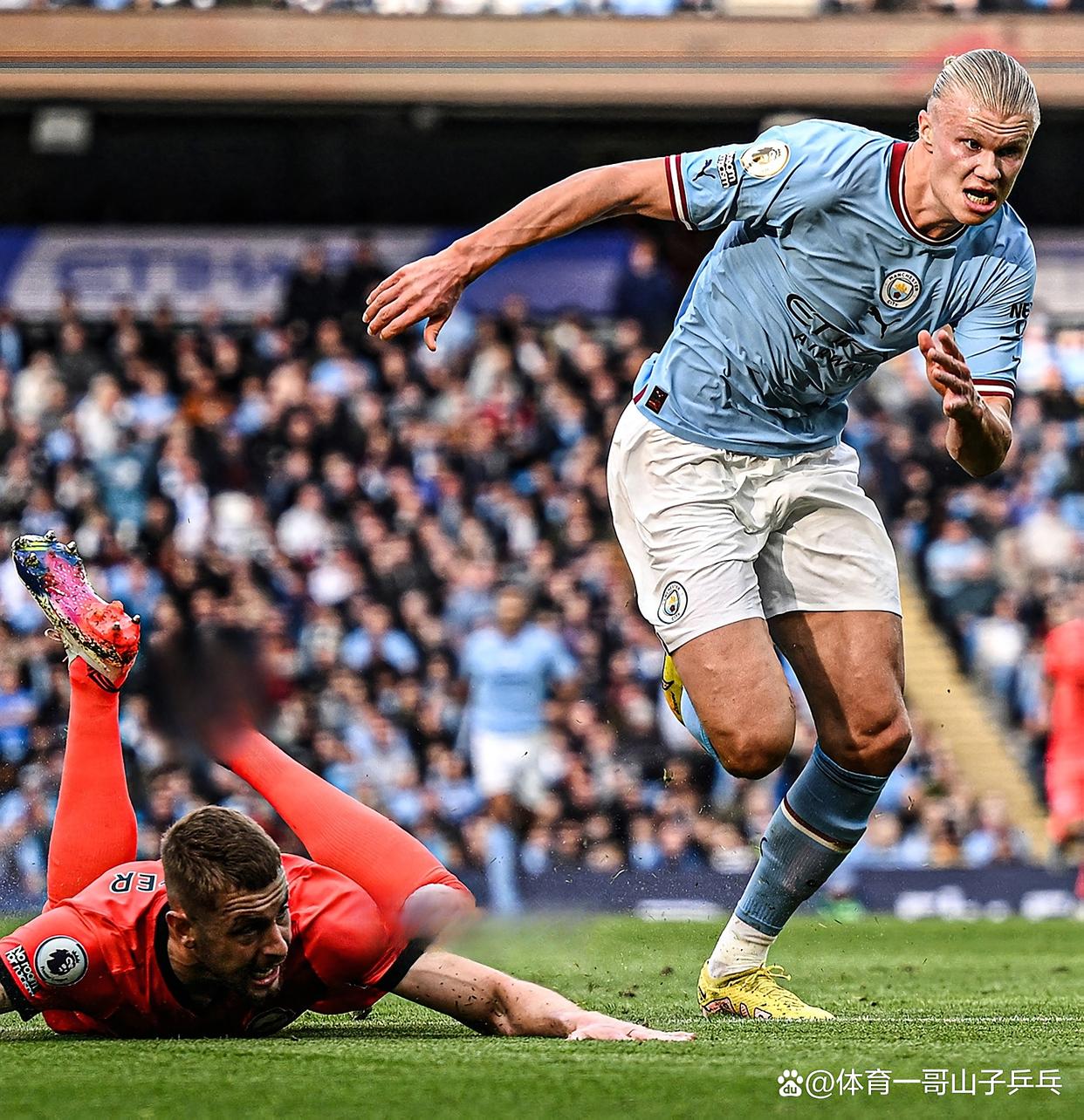 挪威队在对抗中力克对手，晋级成功