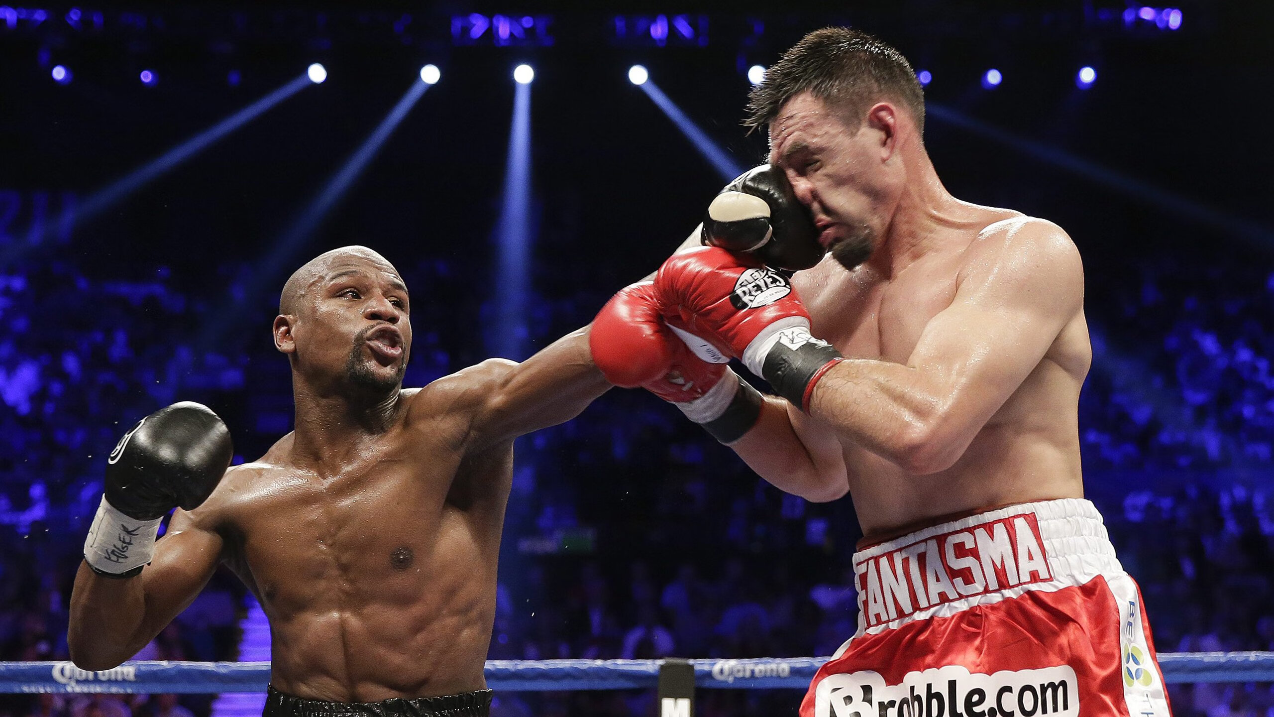 北美绿茵烽火连天，菲尼克斯烈日灼穿撕裂之城—美加墨世界杯焦点战前夜的篮球启示录