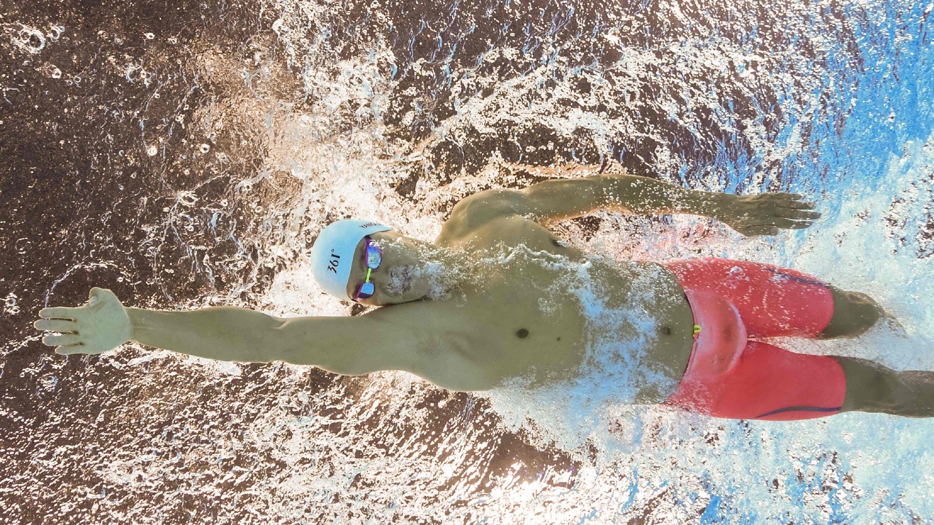 哈弗茨爆发引领战术革命,比利亚雷亚尔稳扎稳打攻克雷恩